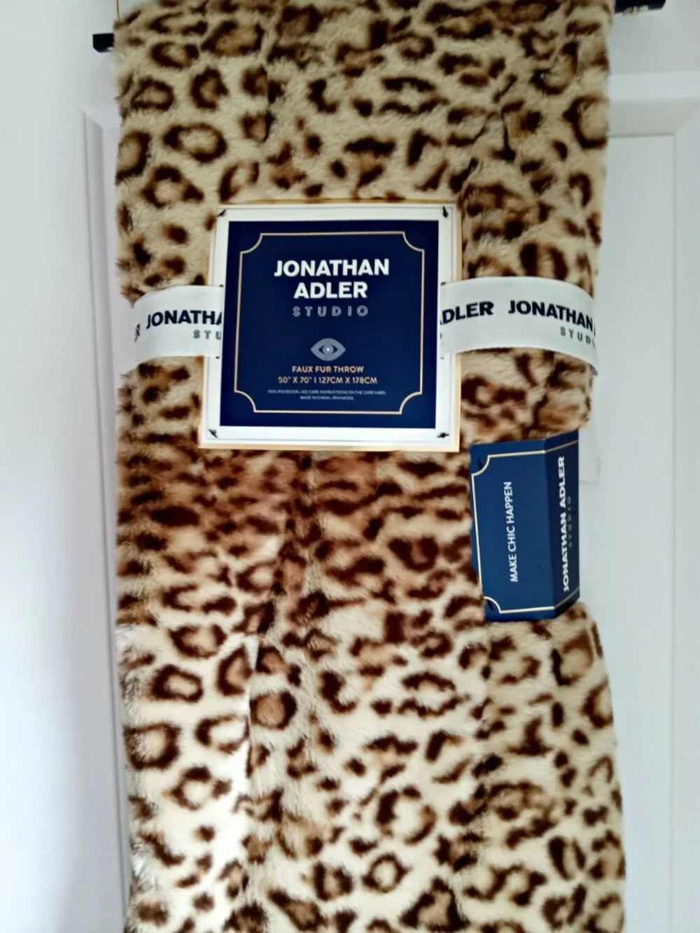 NEW! EXQUISITE JONATHAN ADLER FAUX FUR THROW BLANKET